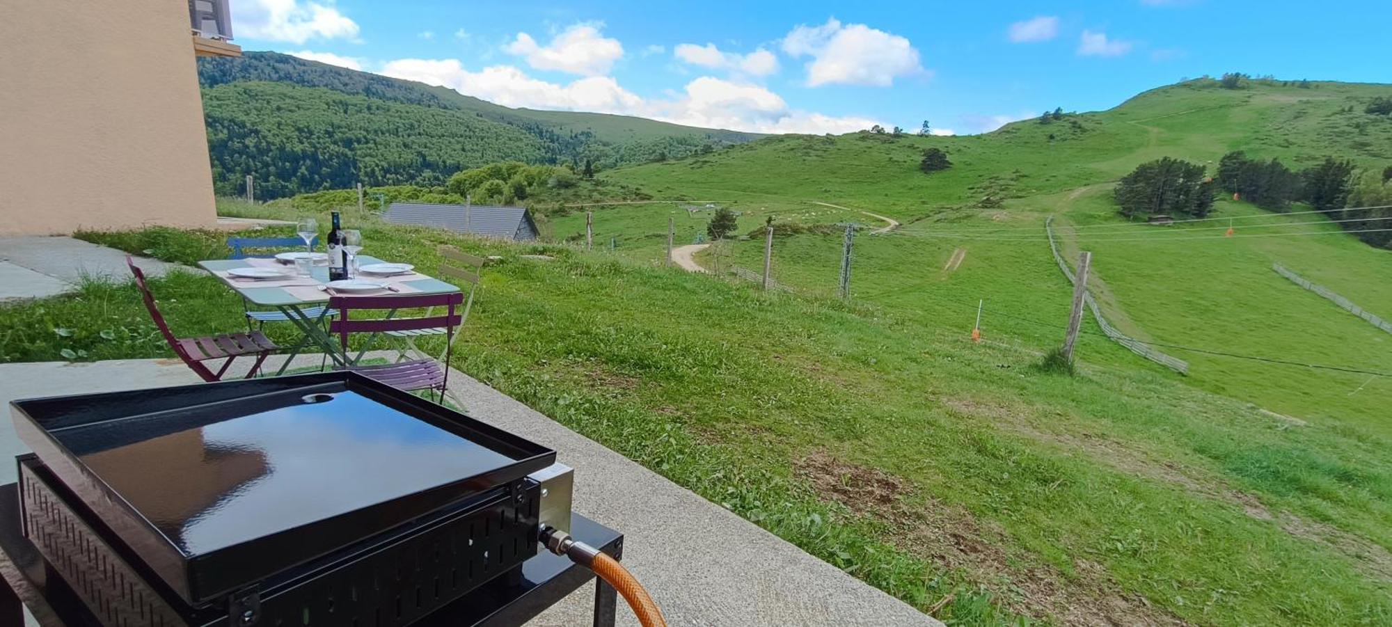 Gite Avec Vue Exceptionnelle Sur Les Montagnes Camurac Extérieur photo